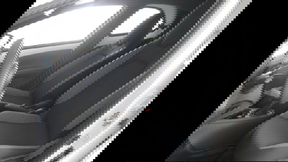 Toyota Aygo X usata a Palermo (11)