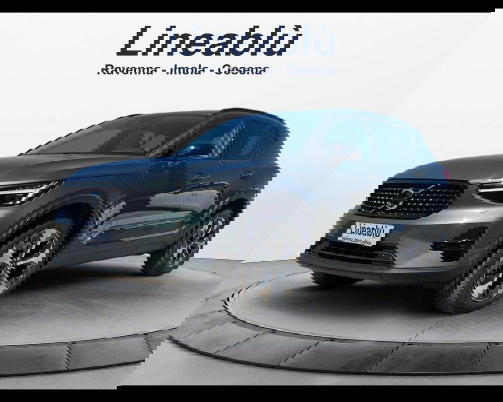 Volvo XC40 nuova a Bologna