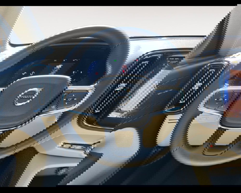 Volvo XC40 nuova a Bologna (11)