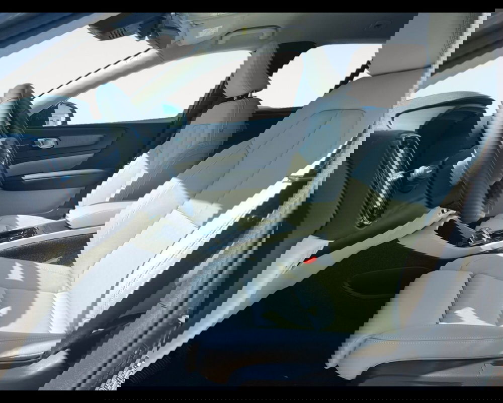 Volvo XC40 nuova a Bologna (12)