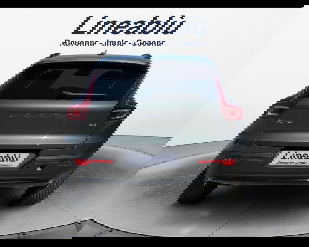 Volvo XC40 nuova a Bologna (4)