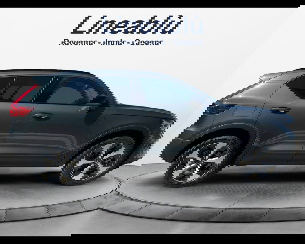 Volvo XC40 nuova a Bologna (6)