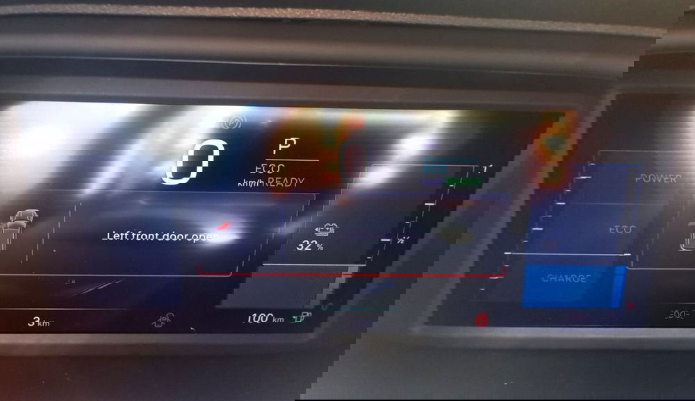 Jeep Avenger nuova a Benevento (9)