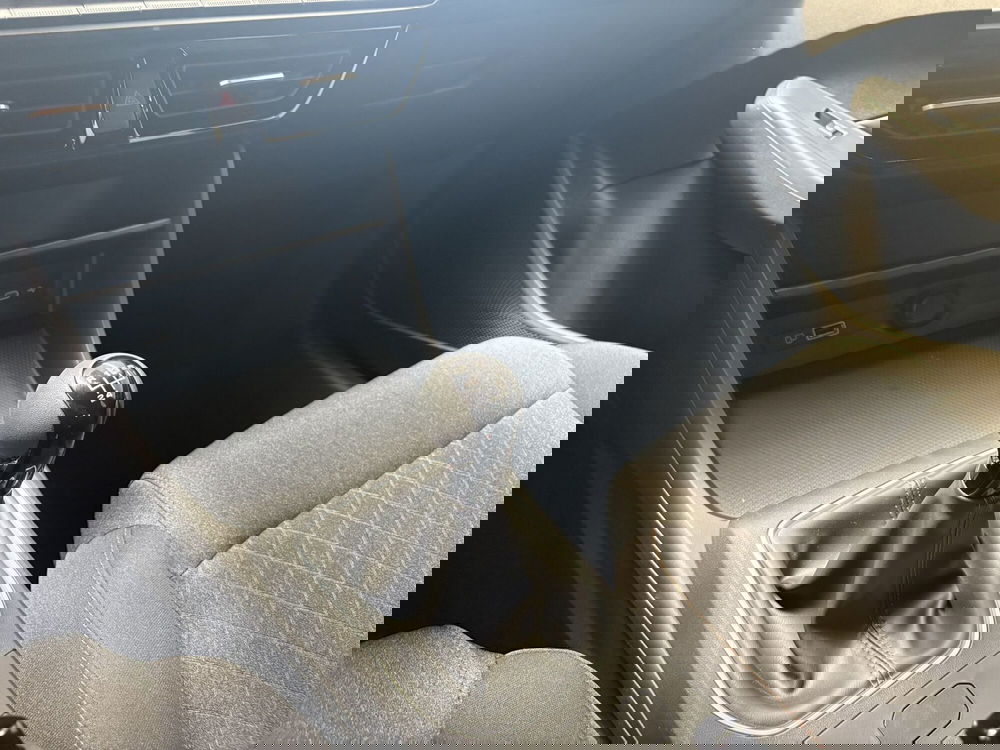 Mg MG3 nuova a Milano (14)