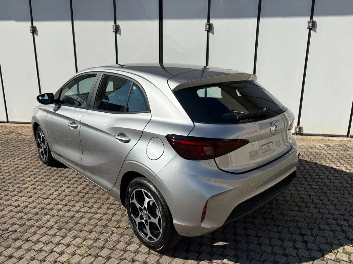 Mg MG3 nuova a Milano (4)