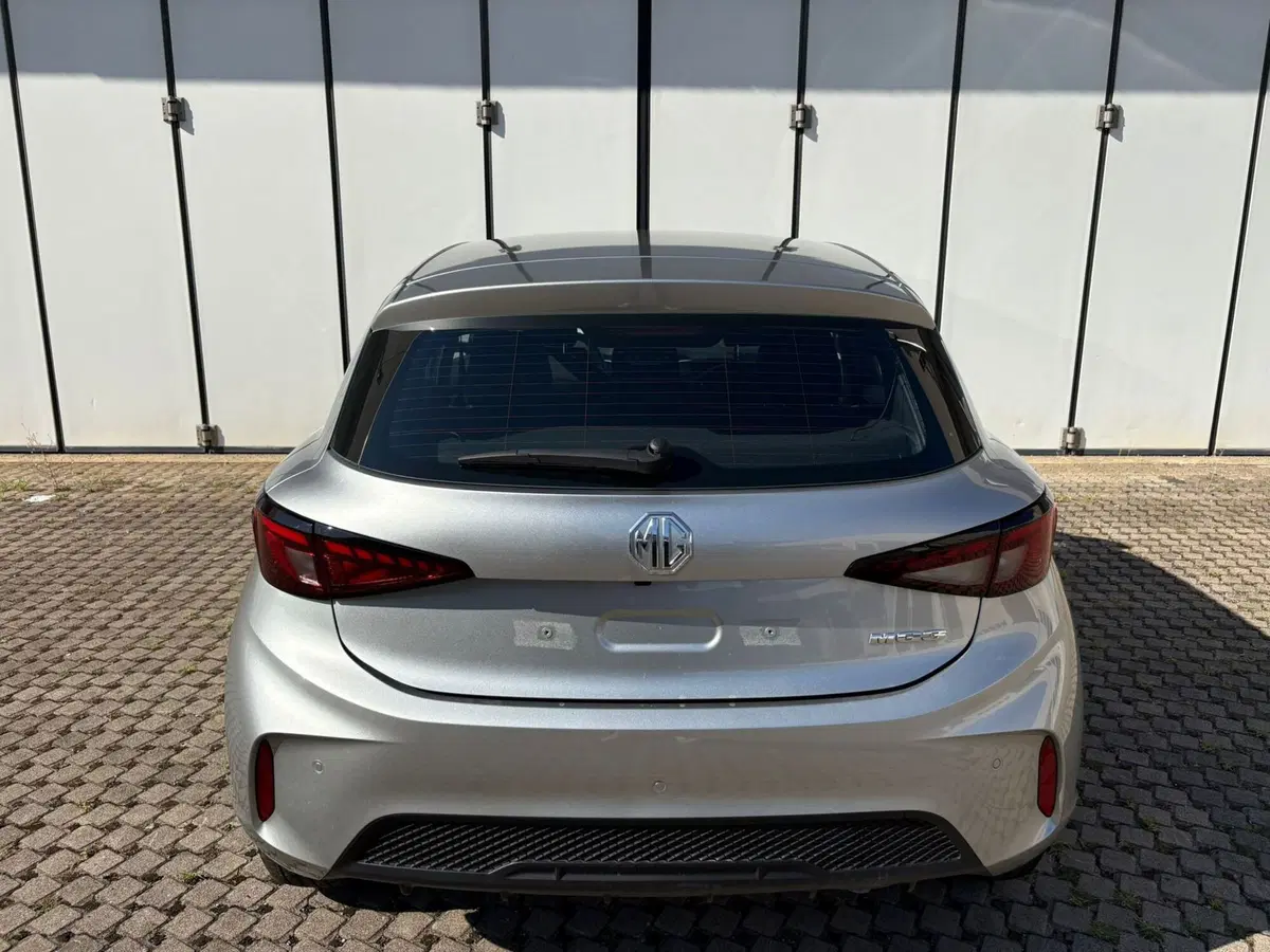 Mg MG3 nuova a Milano (5)