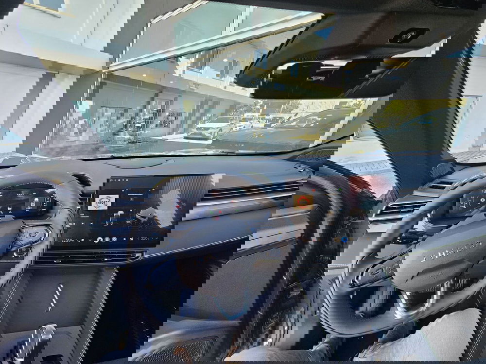 Lynk & Co 01 nuova a Pescara (20)