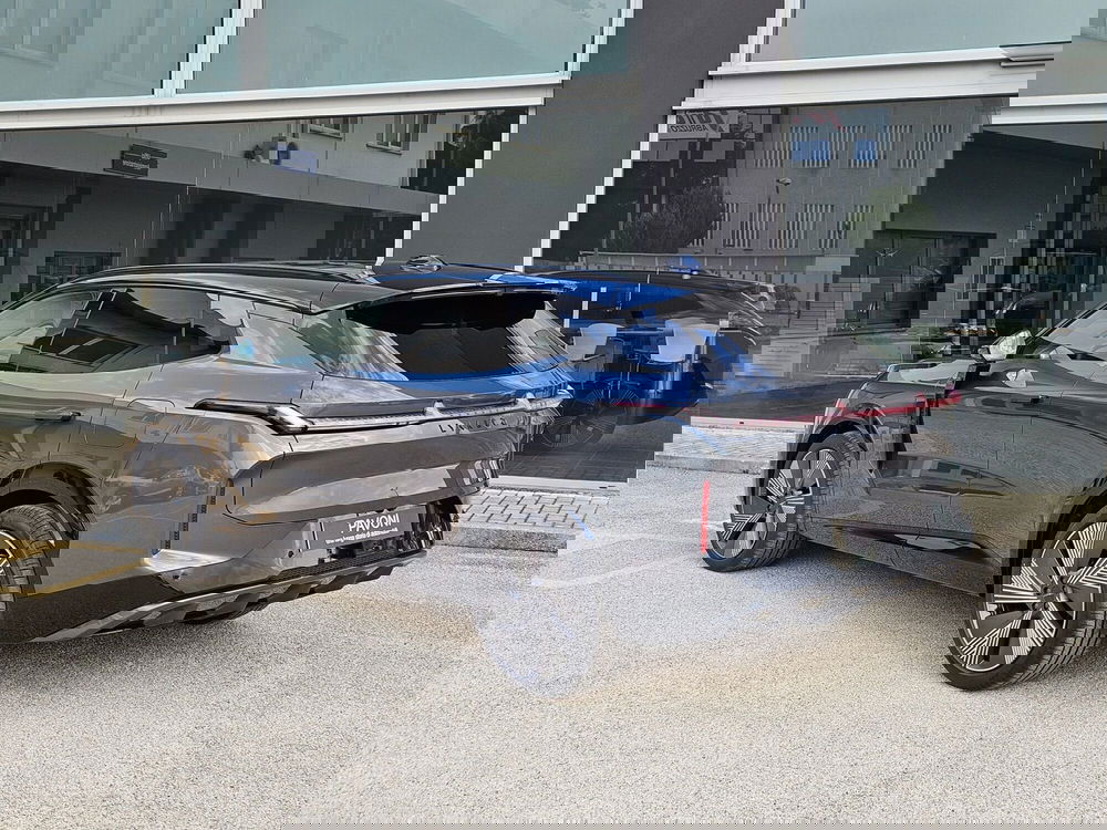 Lynk & Co 08 nuova a Pescara (5)