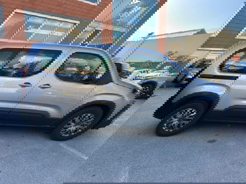 Peugeot Rifter nuova a Salerno (11)