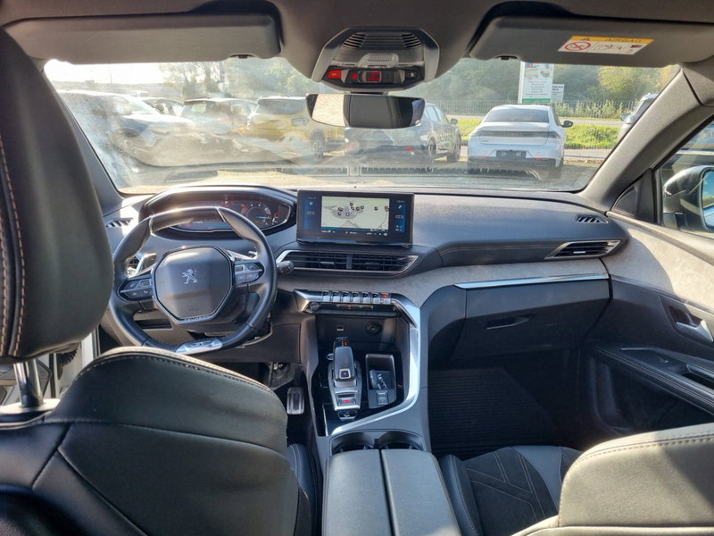 Peugeot 5008 usata a Lucca (11)