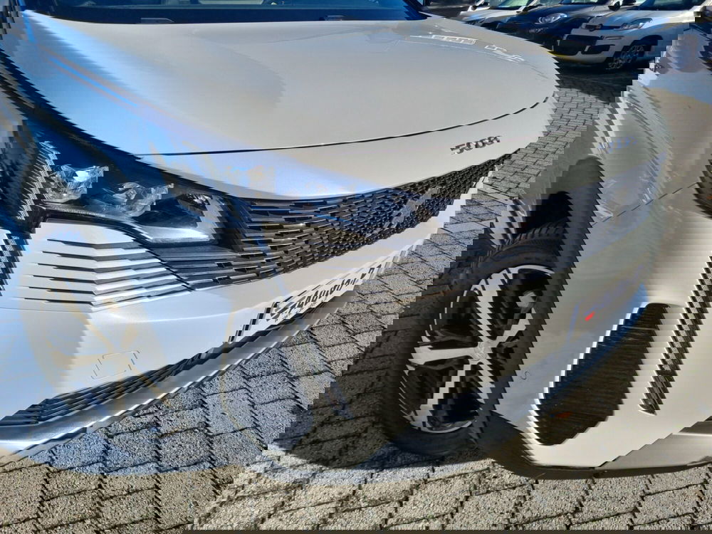 Peugeot 5008 usata a Lucca (18)