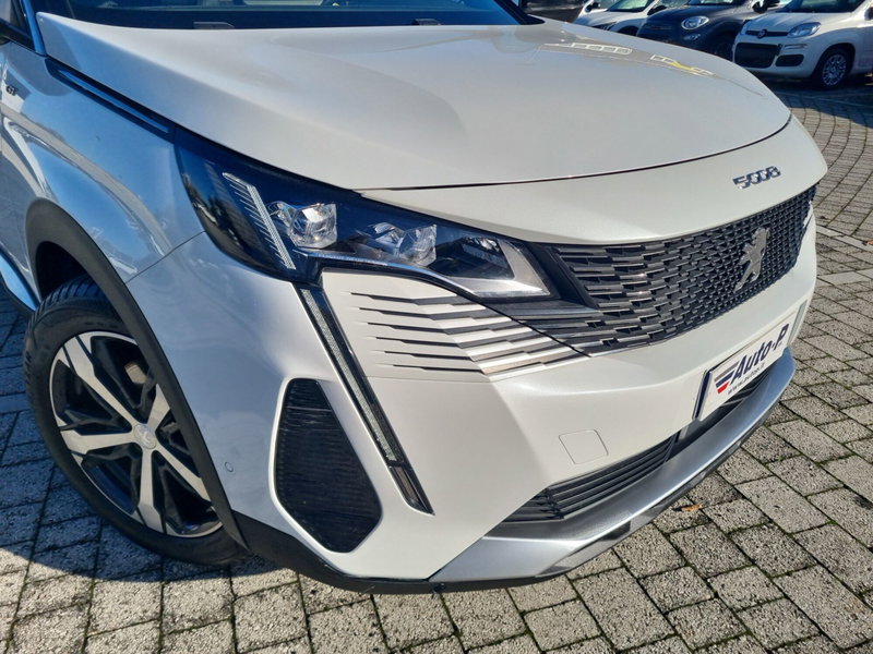 Peugeot 5008 usata a Lucca (18)