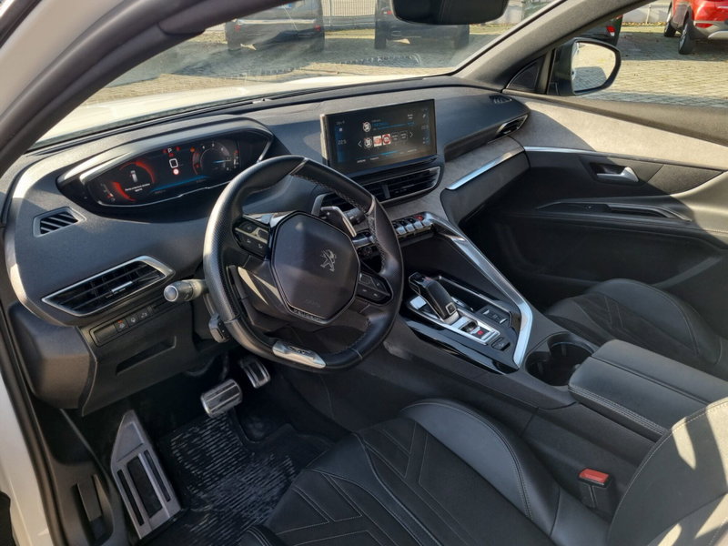 Peugeot 5008 usata a Lucca (7)