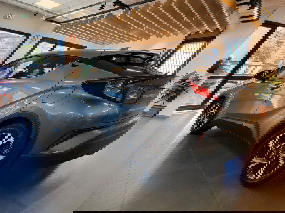 Toyota Toyota C-HR usata a Catanzaro (3)