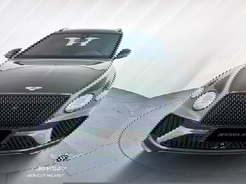 Bentley Bentayga usata a Milano (2)