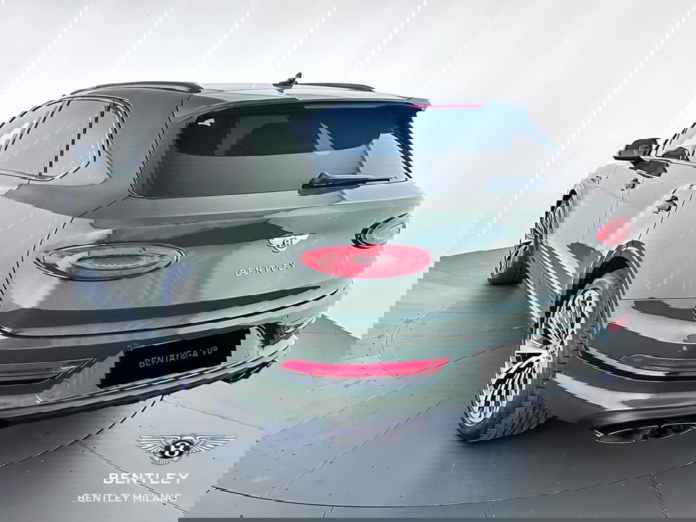 Bentley Bentayga usata a Milano (5)