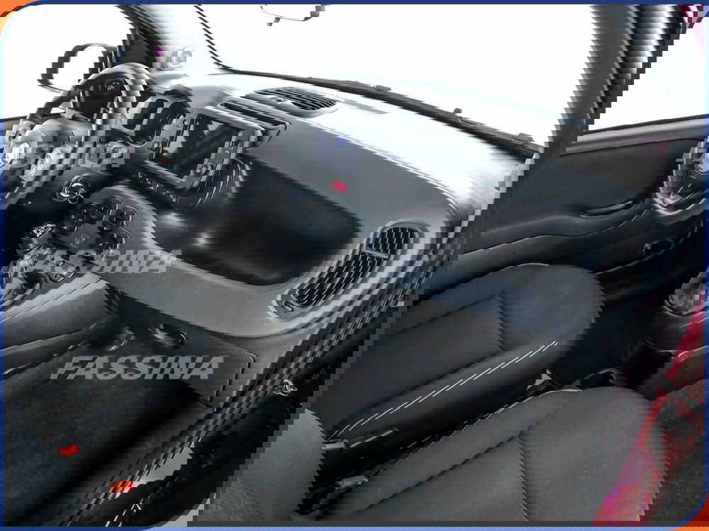 Fiat Panda Cross usata a Milano (13)