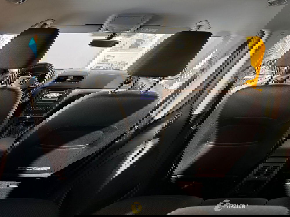 Skoda Yeti usata a Milano (19)