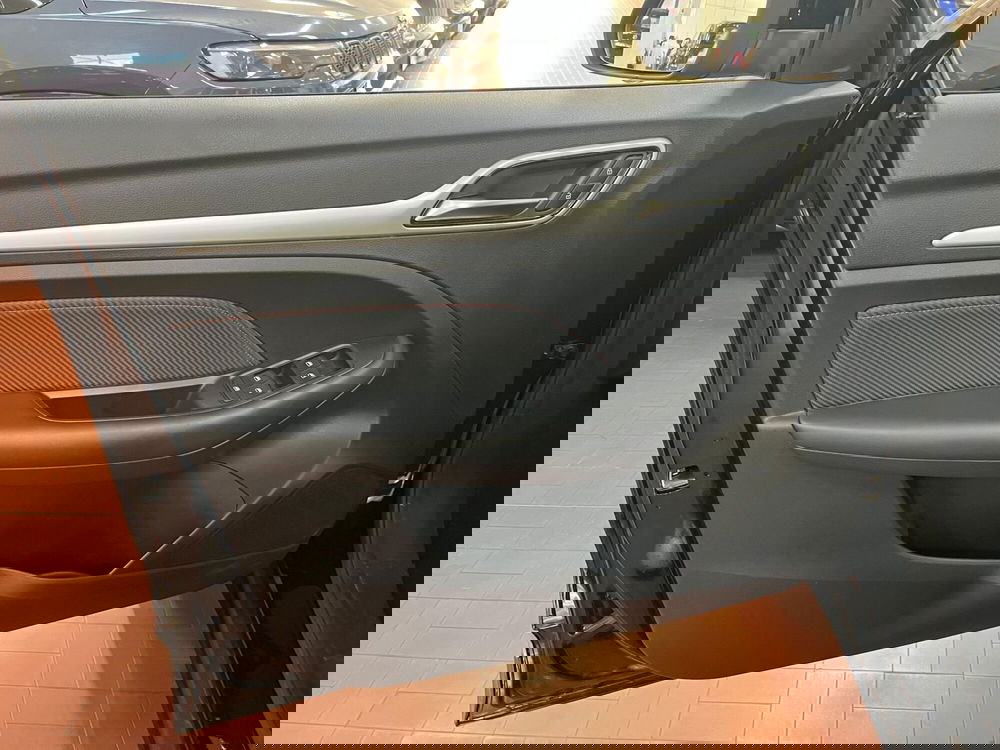 Mg ZS (2021-->) usata a Lucca (10)