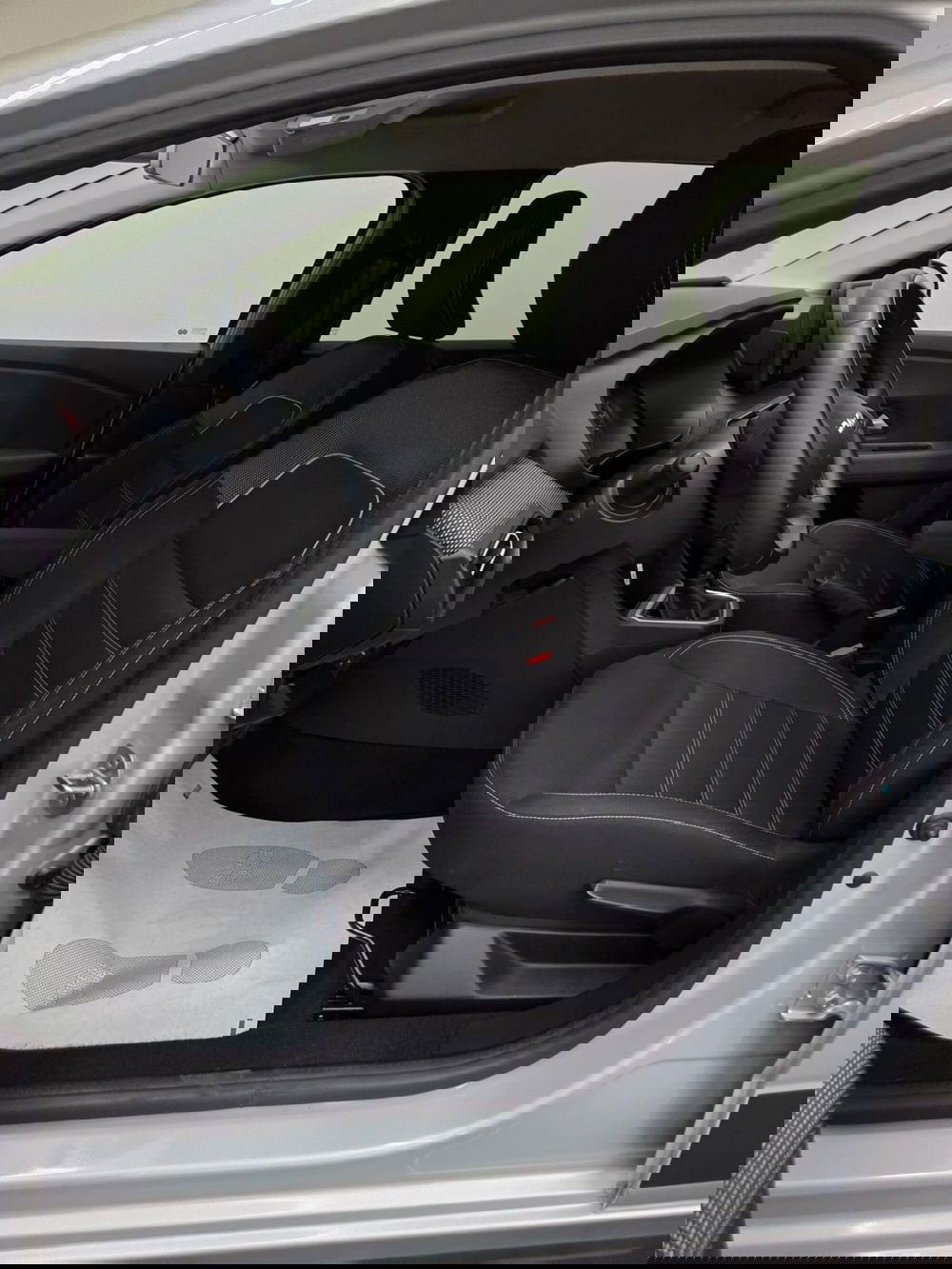 Dacia Jogger usata a Verona (11)