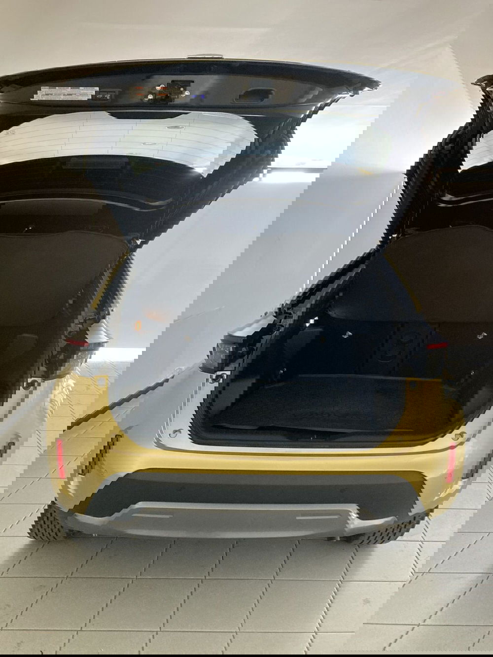 Toyota Yaris Cross usata a Barletta-Andria-Trani (6)