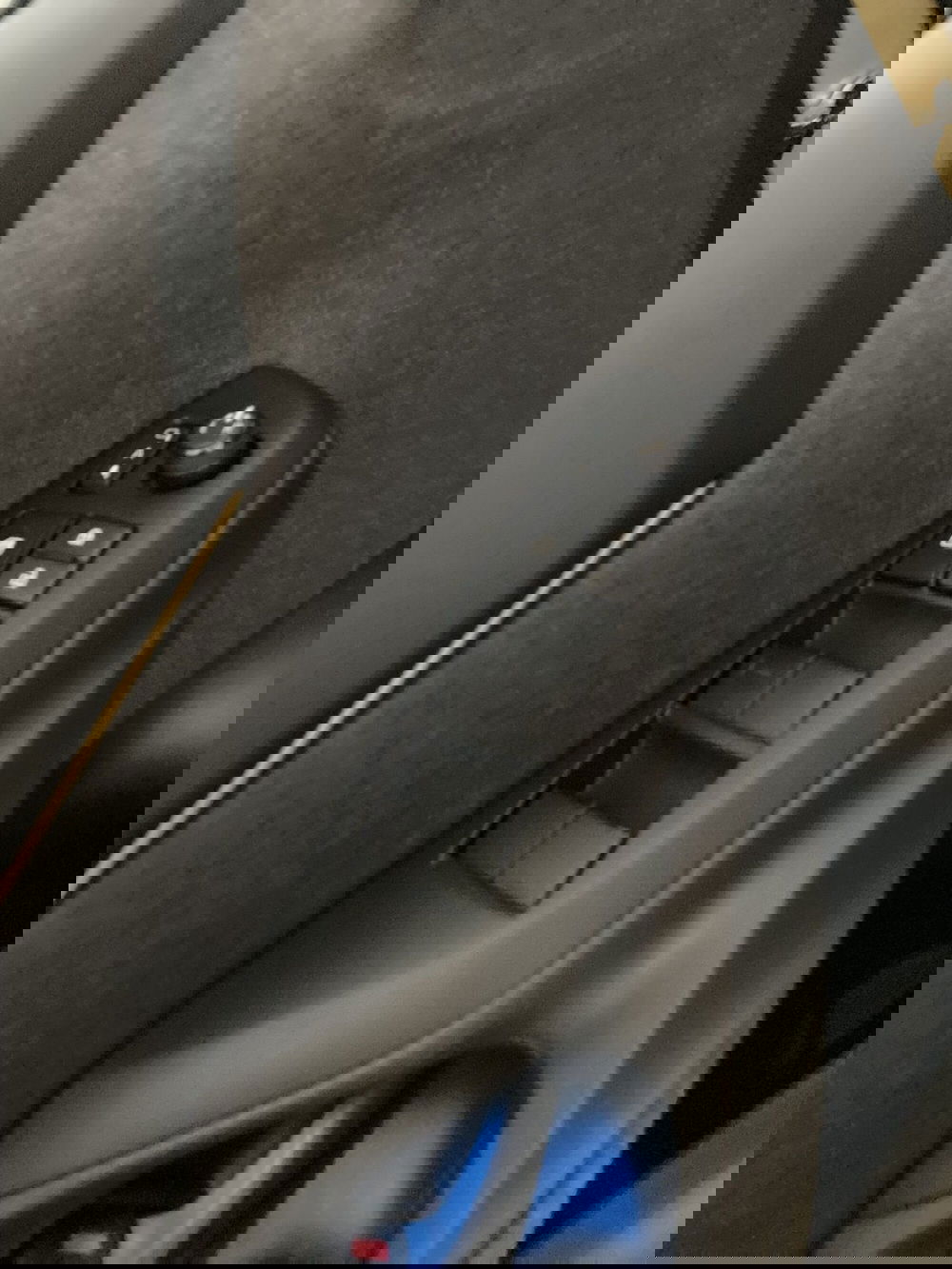 Toyota Yaris Cross usata a Barletta-Andria-Trani (9)