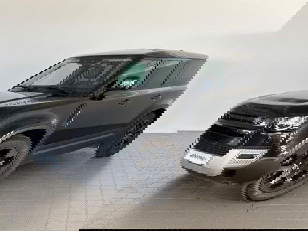 Land Rover Defender usata a Venezia