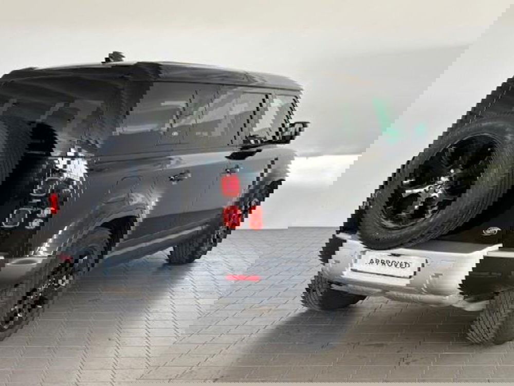 Land Rover Defender usata a Venezia (6)