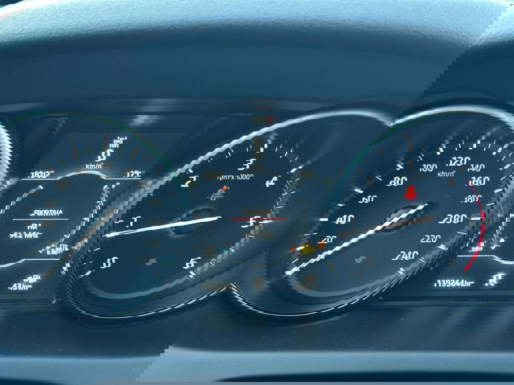 Land Rover Discovery Sport usata a Siena (10)