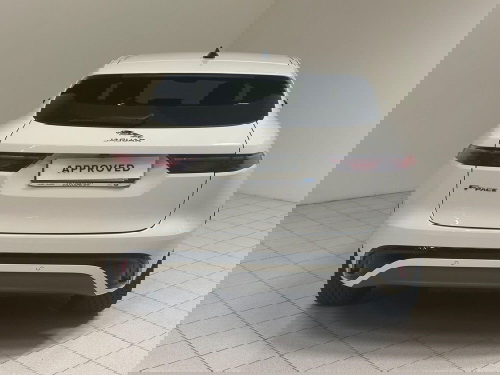 Jaguar F-Pace usata a Novara (7)
