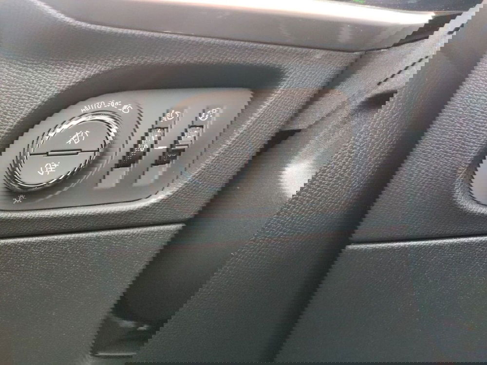 Opel Mokka usata a Roma (13)