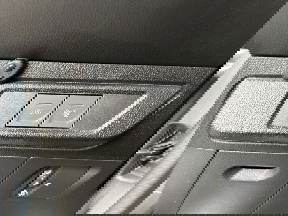 Dacia Jogger usata a Roma (14)