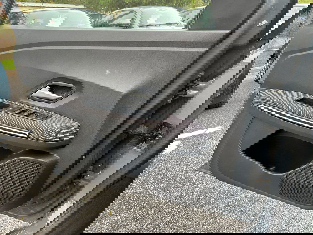 Dacia Jogger usata a Roma (20)