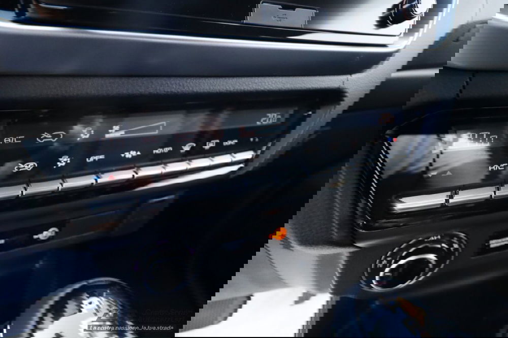 Isuzu D-Max Pick-up nuova a Bologna (12)