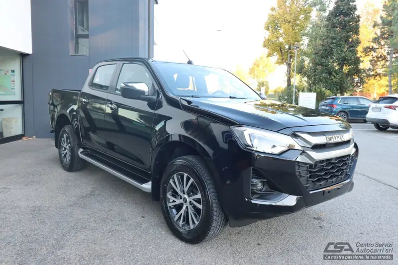 Isuzu D-Max Pick-up nuova a Bologna (3)