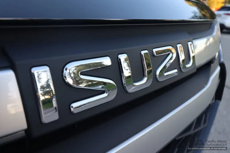 Isuzu D-Max Pick-up nuova a Bologna (4)