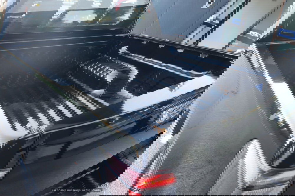 Isuzu D-Max Pick-up nuova a Bologna (7)