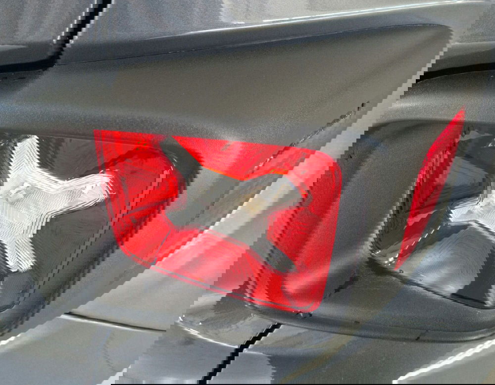 Jeep Renegade usata a Terni (17)