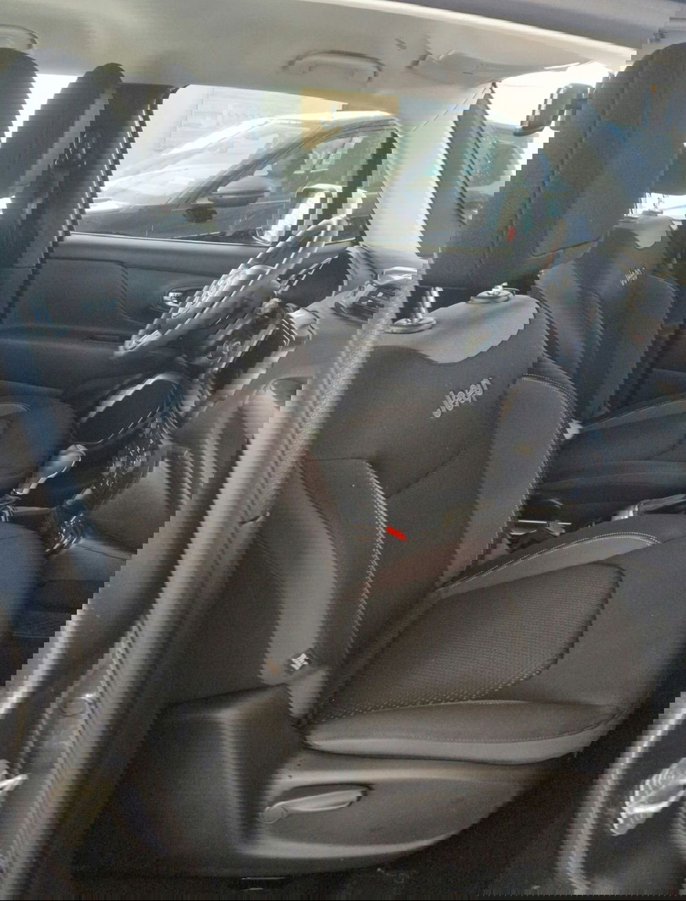 Jeep Renegade usata a Terni (8)