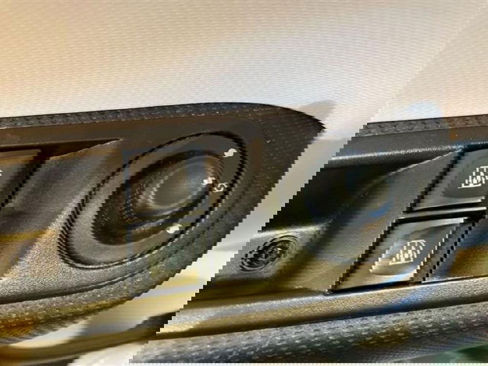 Renault Twingo usata a Como (20)