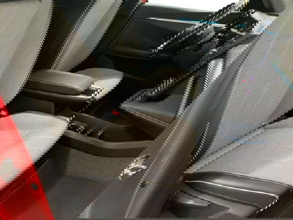 Renault Megane E-Tech Electric usata a Como (11)