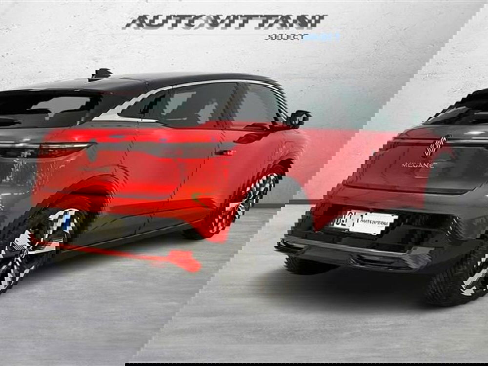 Renault Megane E-Tech Electric usata a Como (3)