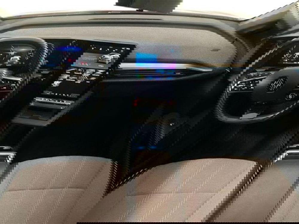 Renault Megane E-Tech Electric usata a Como (9)