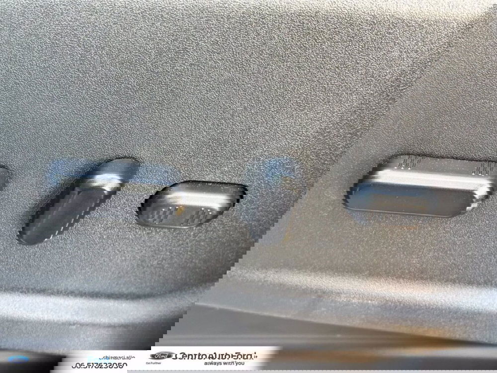 Ford Tourneo Custom usata a Roma (20)