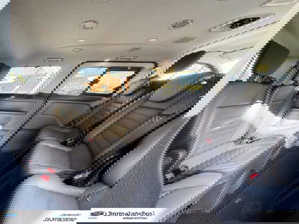 Ford Tourneo Custom usata a Roma (9)