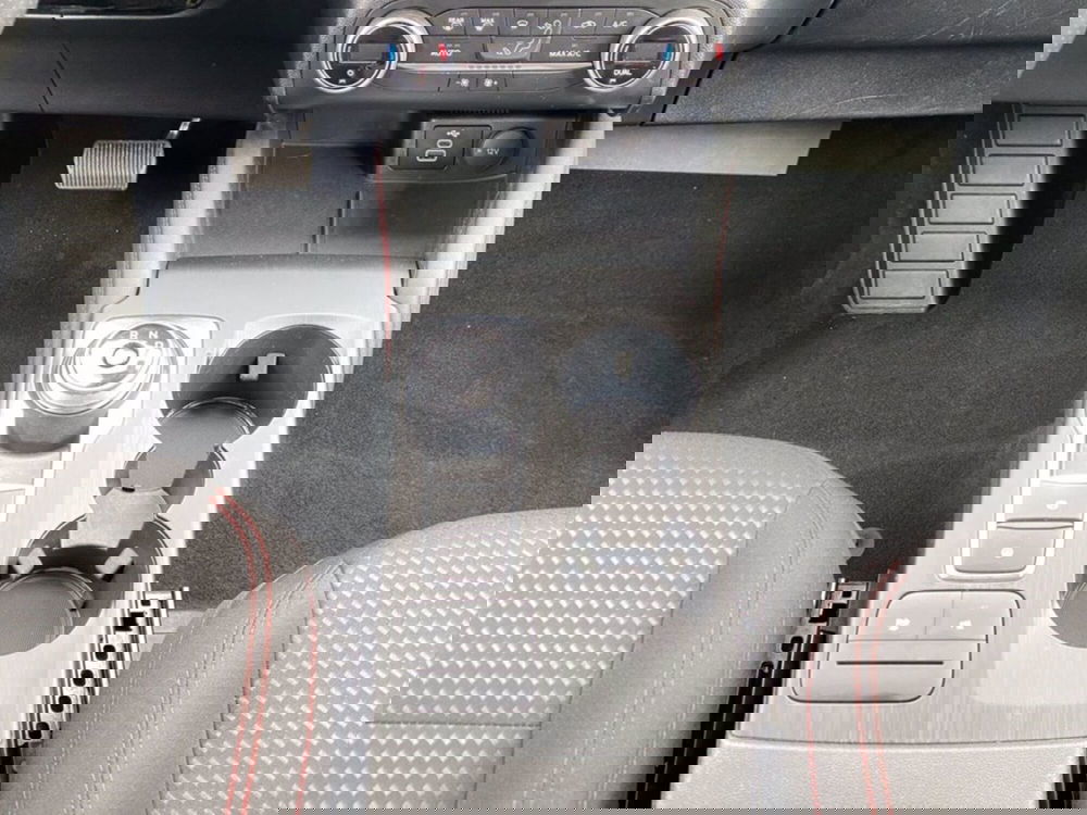 Ford Kuga usata a Milano (15)