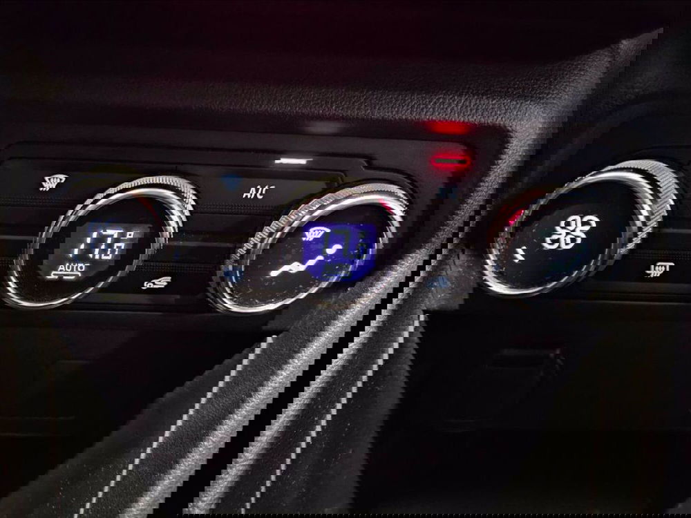 Dacia Sandero usata a Palermo (11)