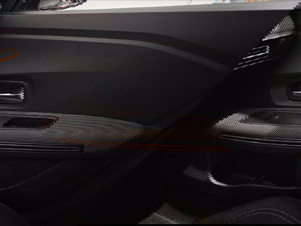 Dacia Sandero usata a Palermo (14)