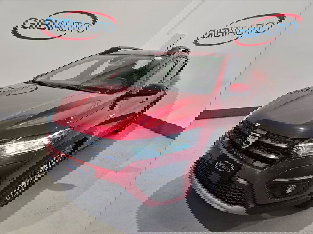 Dacia Sandero usata a Palermo (4)