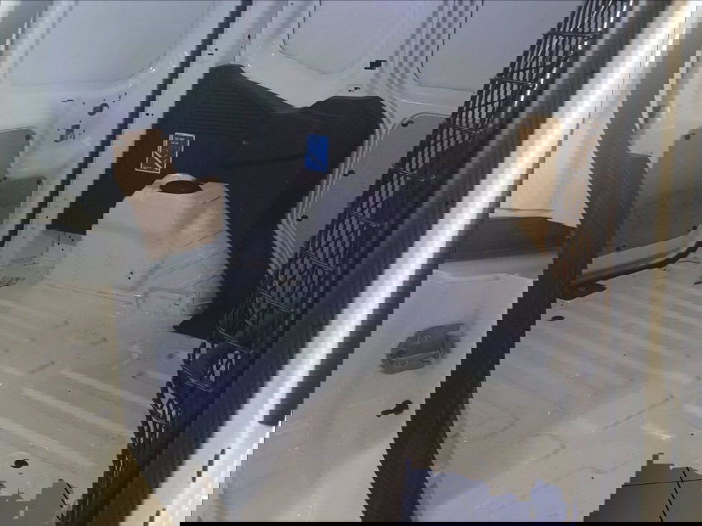 Ford Transit Courier usata a Milano (10)